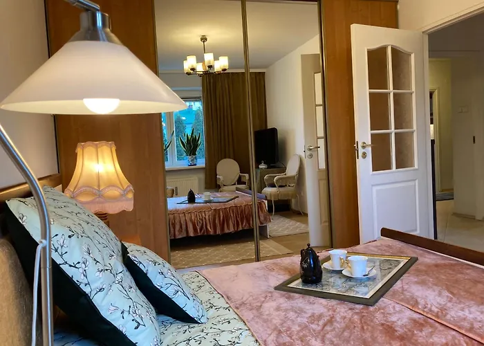 2 Sypialnie, 2 Lazienki, Taras, Apartamento Varsovia